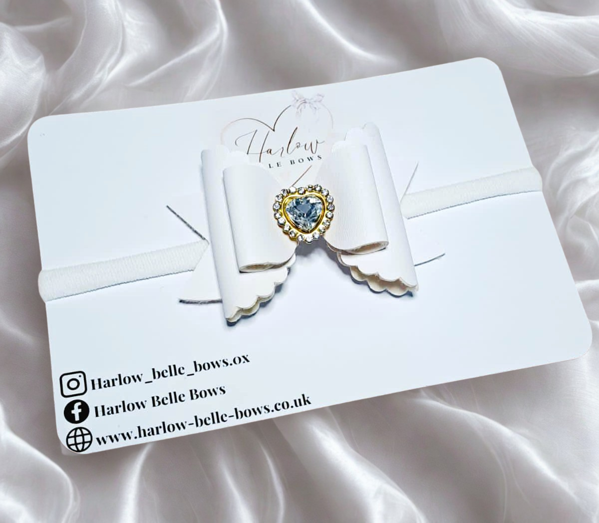 White Heart Throb Bow ♥︎